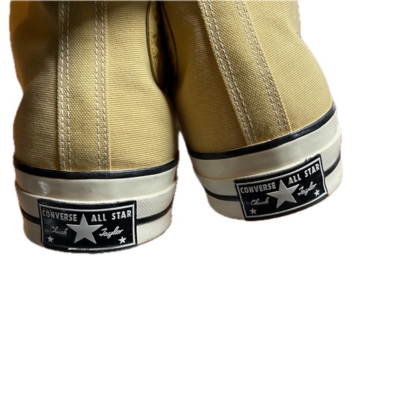 Chuck Taylor high tops (b1) - Picture 4 of 4